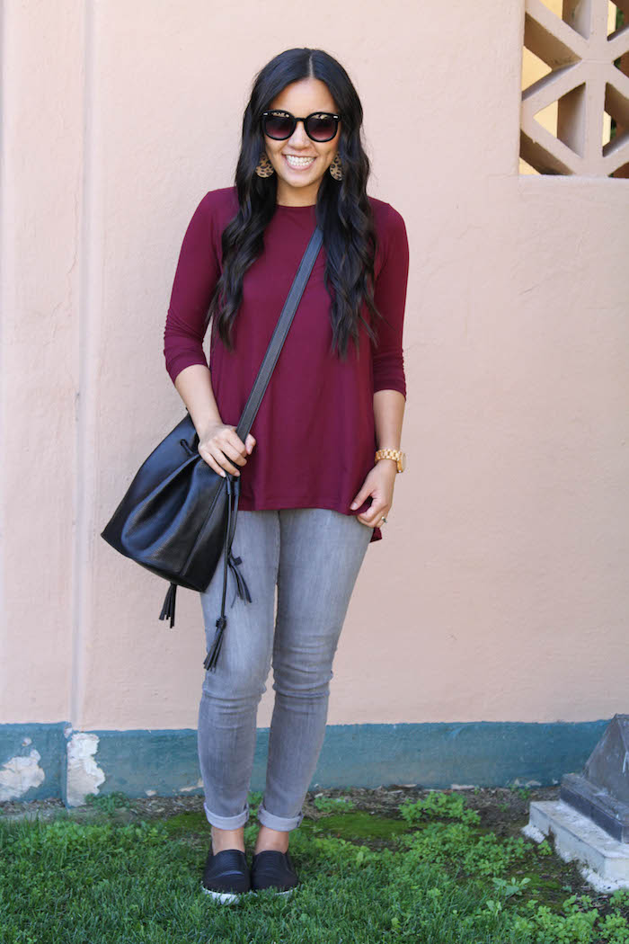 maroon fleece tunic grey jeans black 